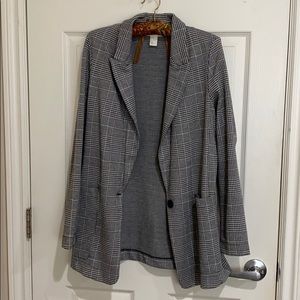 Gray checkered blazer
